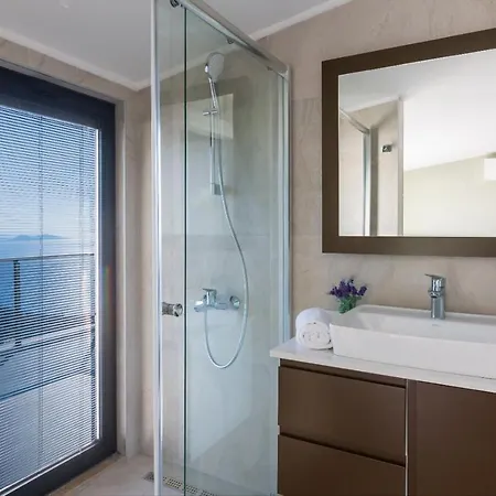 Sleeps 6 With Pool Air Con And Wifi * Kalkan